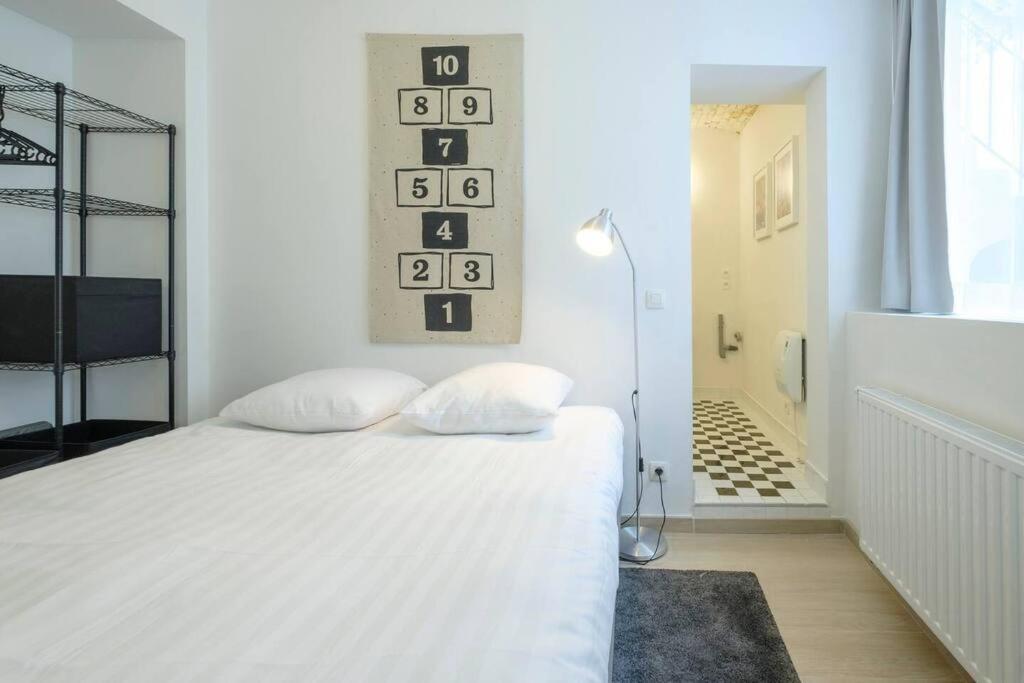 Superb 3 Bedroom & 3 Bathroom Duplex In Brussels City Centre Bruxelas Exterior foto