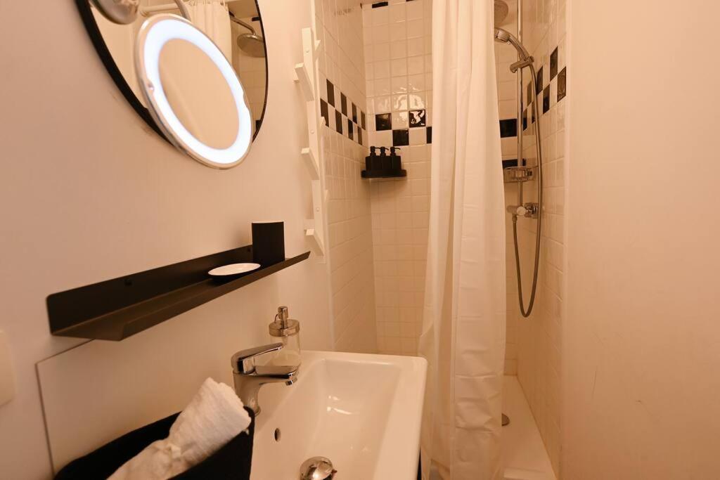 Superb 3 Bedroom & 3 Bathroom Duplex In Brussels City Centre Bruxelas Exterior foto